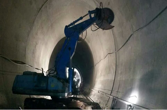  隧道專業(yè)高效拆二換拱 拆除次襯砌 拆除仰拱單據(jù)片液壓切割設備